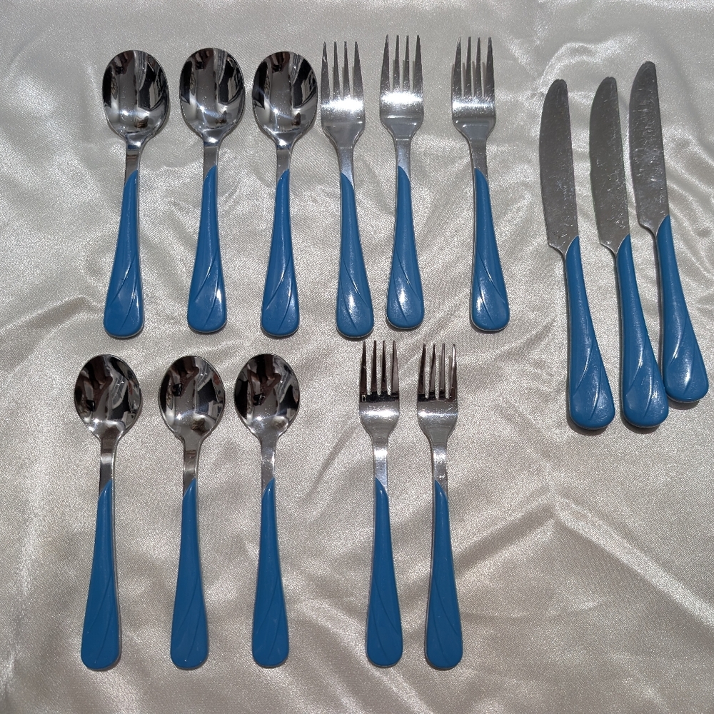 Fiesta Fiestaware PERIWINKLE‎ BLUE Flatware Silverware 14pc Place Setting